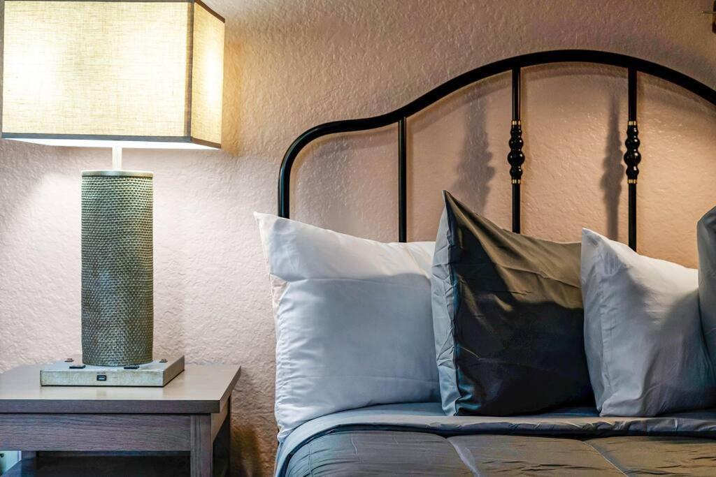 Designer Corner Suite 3Br/2Ba - Disney, Universal, Convention Center & Seaworld Орландо Экстерьер фото